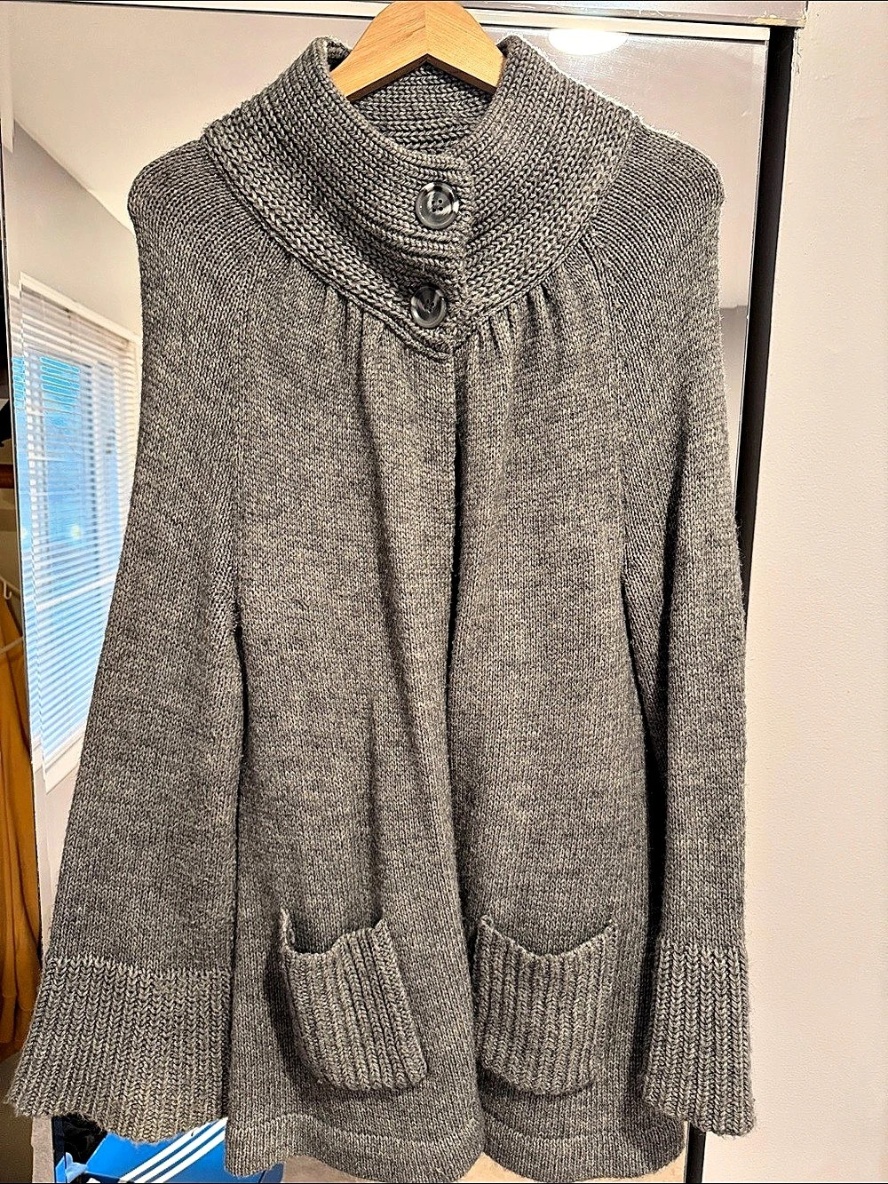 Chico's Gray Knit Cardigan Like New